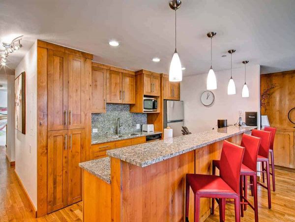 3 Bedroom Ski Accommodation in Lionshead.