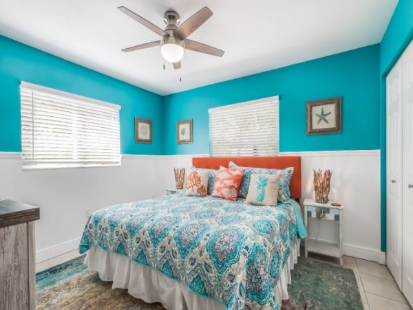 Luxury Pool Home Blocks from the Beach in Anna Maria
