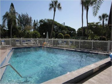 Comminity Pool Comminity Pool