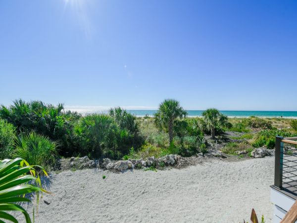 Anna Maria Gulf Front Three Bedroom Vacation Beach Cottage