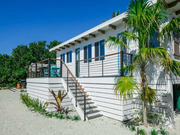 Anna Maria Gulf Front Three Bedroom Vacation Beach Cottage
