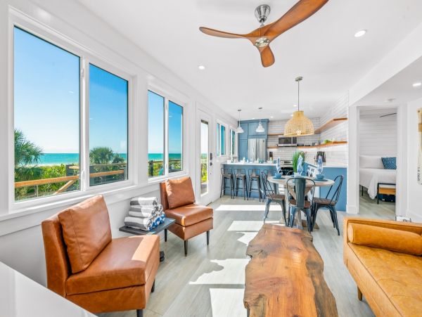 Anna Maria Gulf Front Three Bedroom Vacation Beach Cottage
