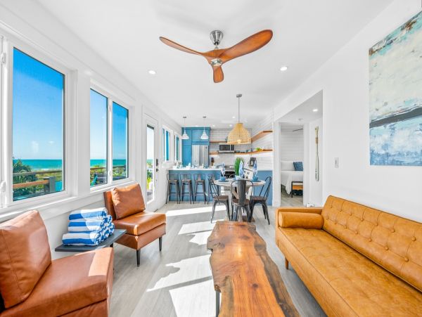 Anna Maria Gulf Front Three Bedroom Vacation Beach Cottage