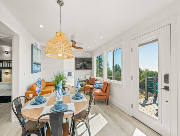 Anna Maria Gulf Front Three Bedroom Vacation Beach Cottage