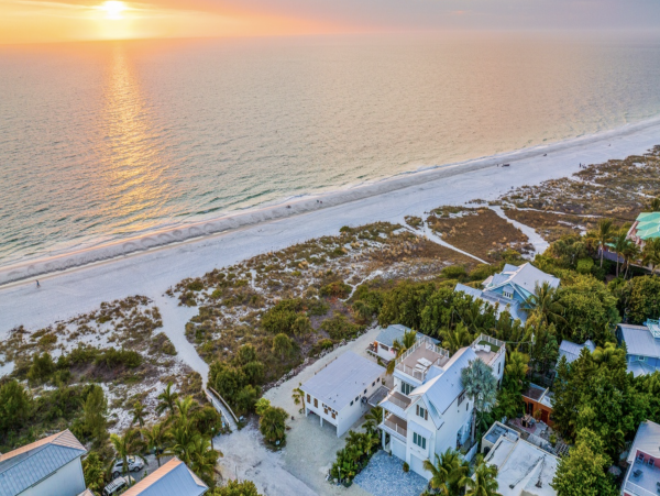 Anna Maria Gulf Front Three Bedroom Vacation Beach Cottage