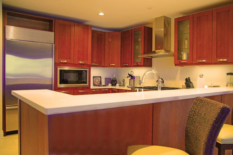 2 Bedroom Premier Luxury Condo Plus a Den on the Beach