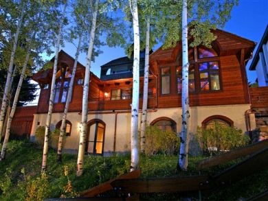Three Bedrooms and Vail Village What More Could you want?