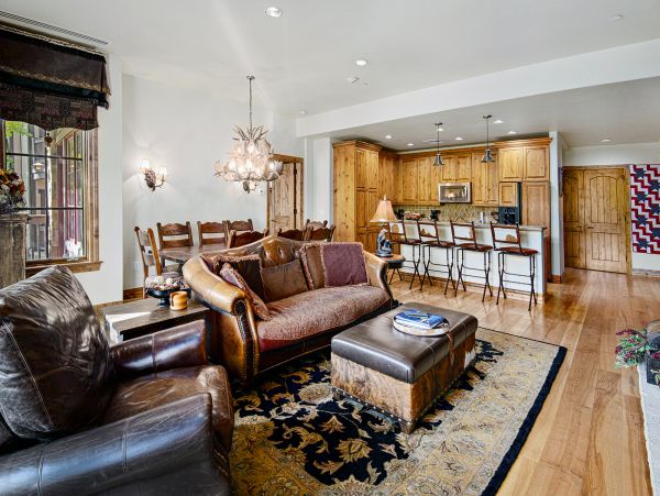 Beaver Creek Vacation Rental: Ski Access & Poolside Comfort