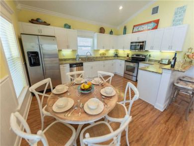 Island Beach Vacation Rental with 4 Bedrooms Anna Maria