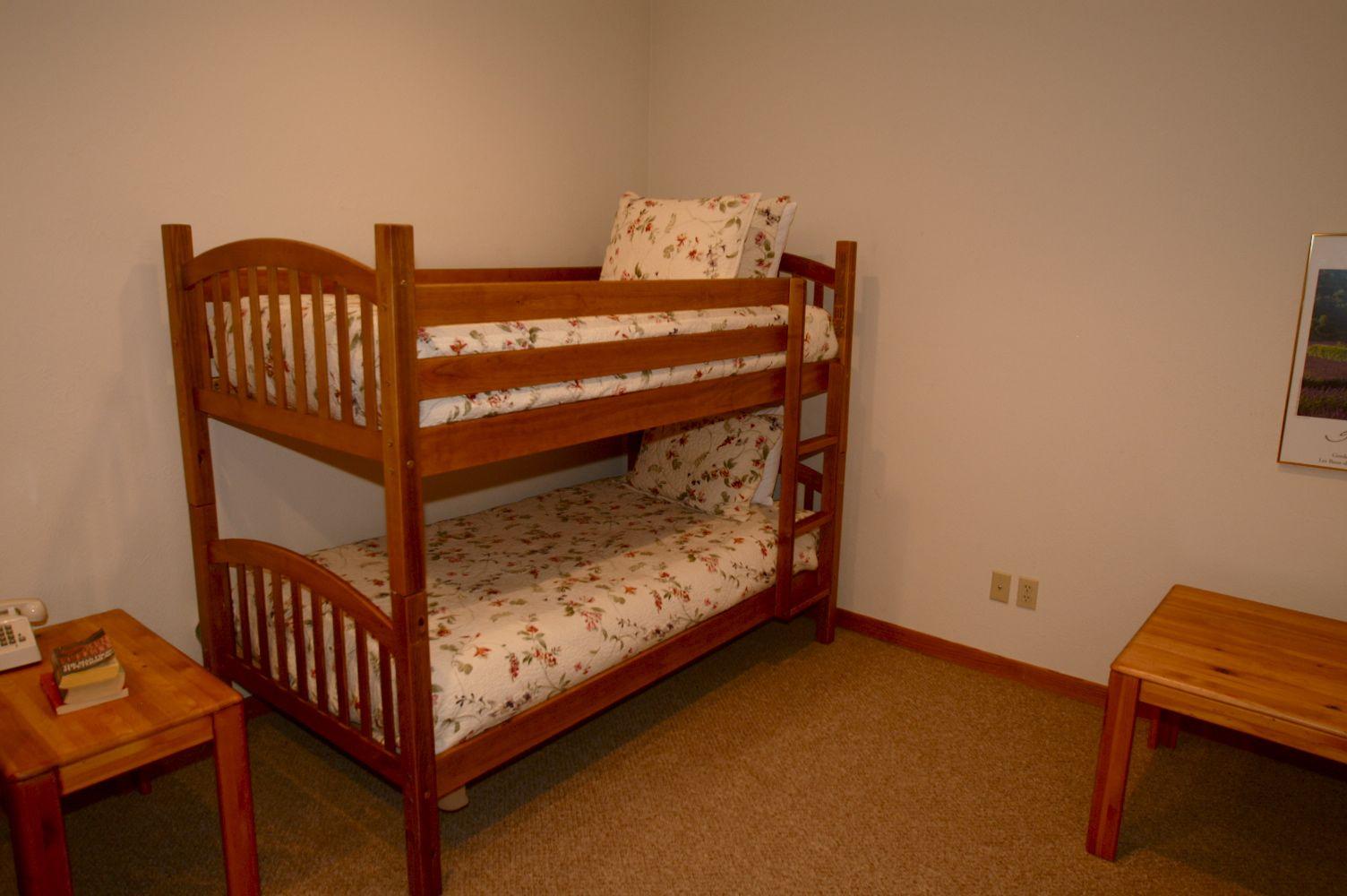 Bedroom 4 with one set of bunk beds