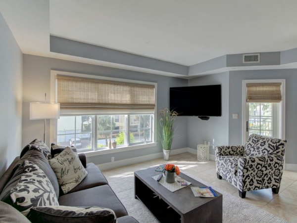 Luxury Two Bedroom Vacation Condo Across From Beach