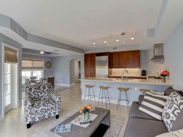 Luxury Two Bedroom Vacation Condo Across From Beach