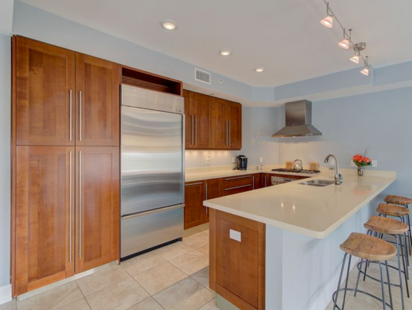 Luxury Two Bedroom Vacation Condo Across From Beach