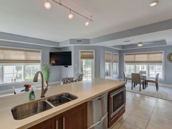 Luxury Two Bedroom Vacation Condo Across From Beach