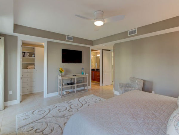 Luxury Two Bedroom Vacation Condo Across From Beach