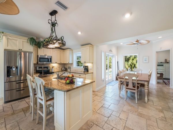 North End Anna Maria Vacation Rental with Pool Sleeps 8