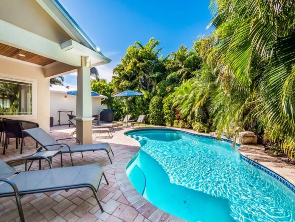 North End Anna Maria Vacation Rental with Pool Sleeps 8