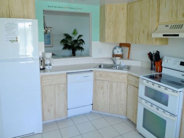 Holmes Beach 3 Bedroom Condo with Water View