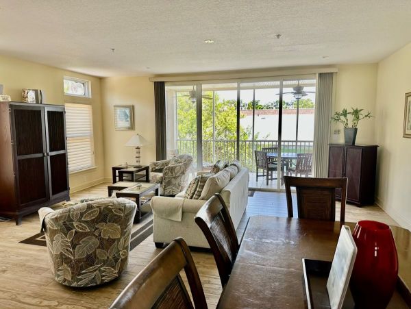 Luxury 3 bedroom Town Home w/ Pool Anna Maria Island Rental