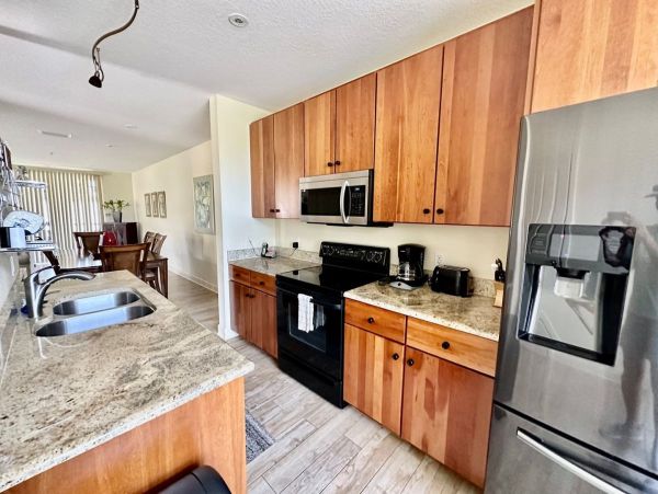Luxury 3 bedroom Town Home w/ Pool Anna Maria Island Rental