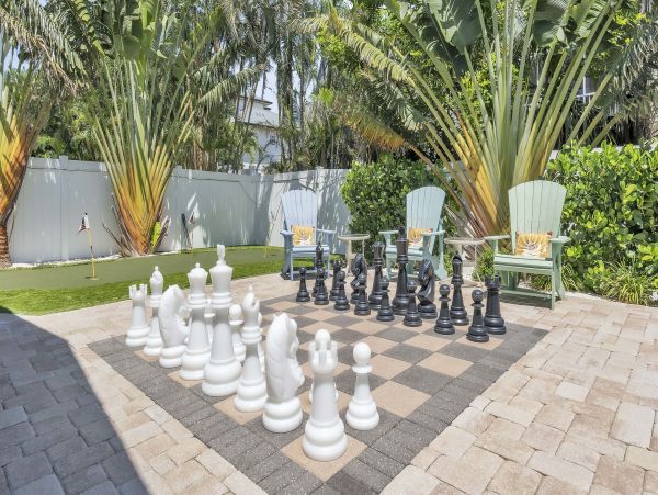 Holmes Beach Luxury Vacation Pool Home Steps from the Beach
