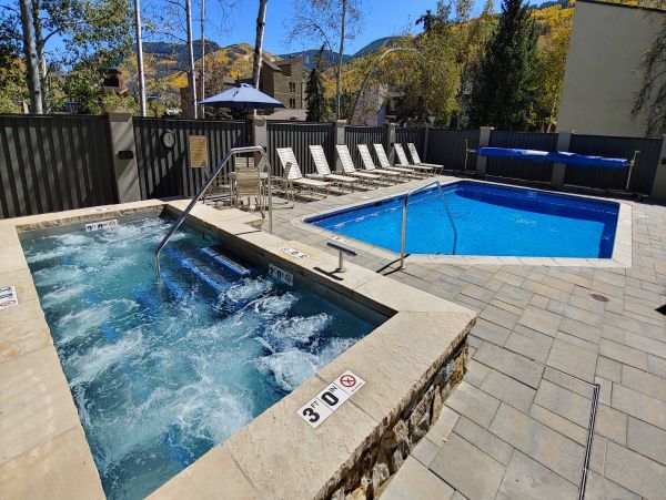 Vail Vacation Condo Sleeps Ten Guests