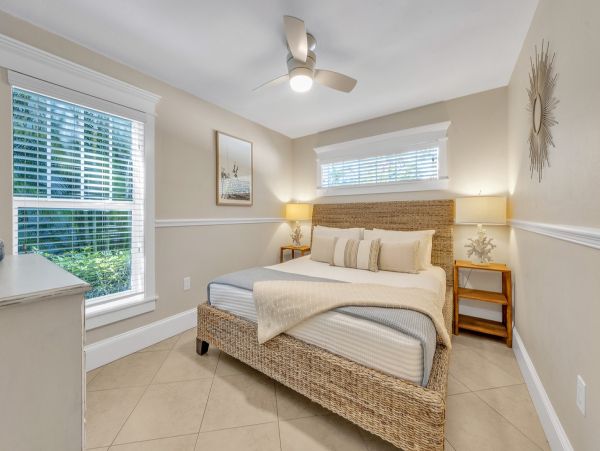 Five Bedroom Anna Maria  Home with Water Slide Pool & Views