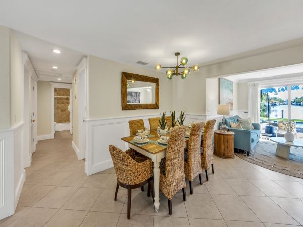 Five Bedroom Anna Maria  Home with Water Slide Pool & Views