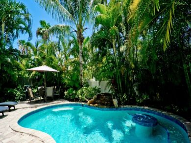 Three Bedrooms Three Bathrooms Family Home with Pool