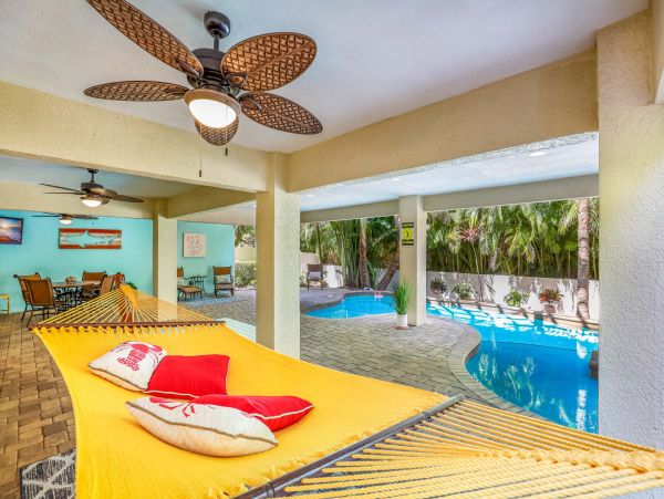 Luxury Anna Maria Vacation Rental Sleeps 6 Private Pool