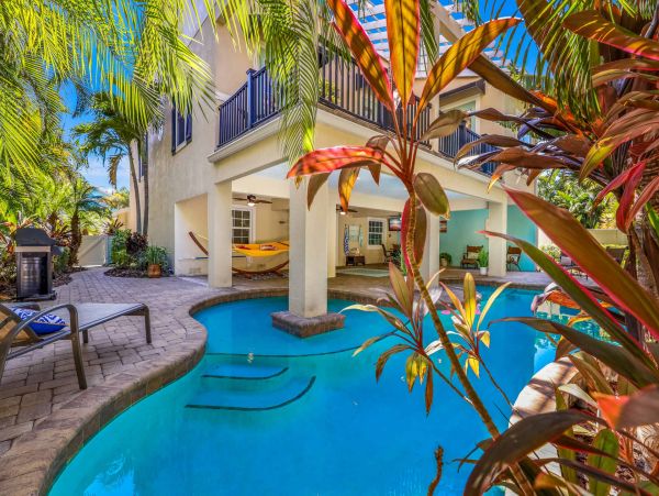 Luxury Anna Maria Vacation Rental Sleeps 6 Private Pool