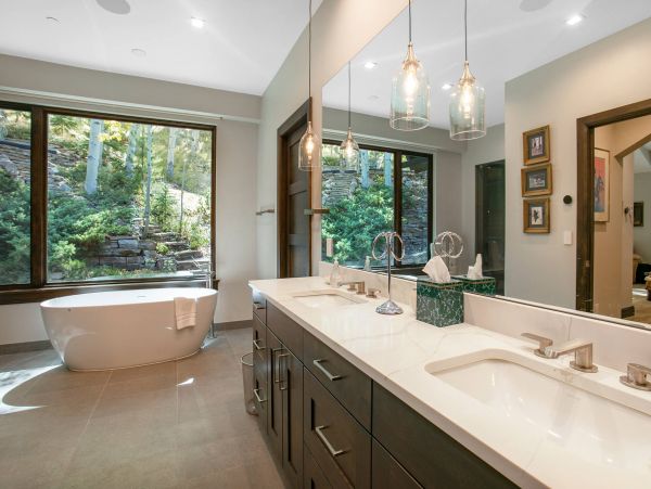 Luxury Vail Vacation Rental House with 5 Bedrooms Sleeps 12