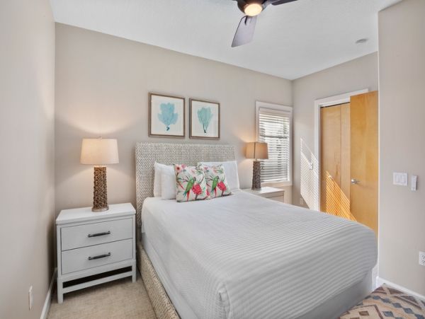 Siesta Key Vacation Rental - Luxury 4-Bedroom Beach House with Pool & Rooftop Deck