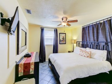 King Bedroom
