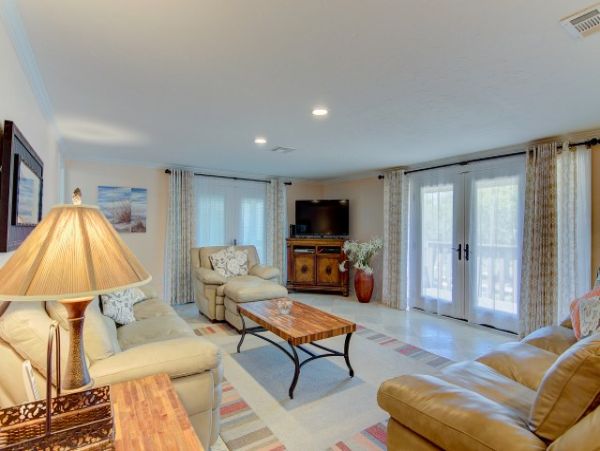 Siesta Key 3 Bedroom Vacation Home Sleeps Eight Private Pool