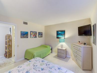 Siesta Key Townhome by the Village Beach Beauty