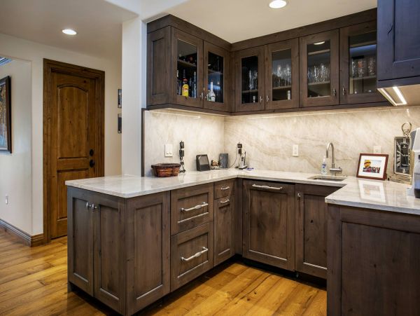 Ski In Ski Out to Vail Gondola-Five Bedroom Ski Rental Home