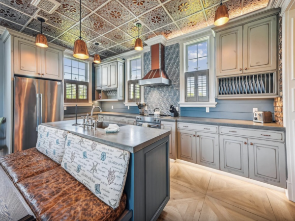 Anna Maria 4 Bedroom Luxury Family Vacation Rental Pool Home