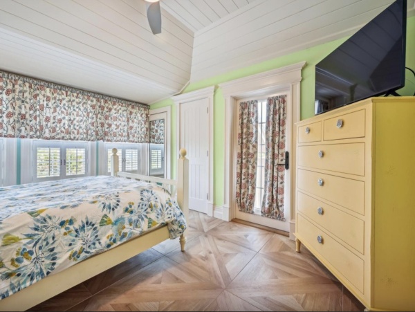 Anna Maria 4 Bedroom Luxury Family Vacation Rental Pool Home