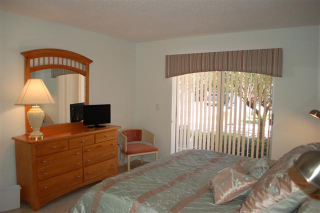 Lovely 2 bed 2 ba Condo Lovely 2 bed 2 ba Condo
