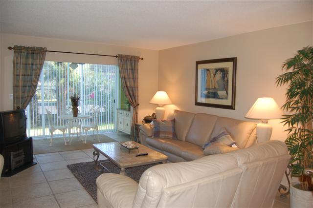 Siesta Key 2 bed 2 ba Condo