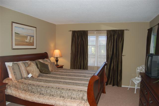 Siesta Key 2 bed 2 ba Condo