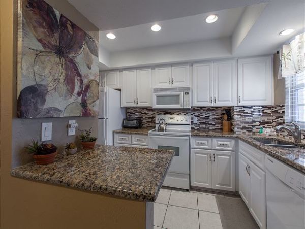 Beachside Two Bedroom Siesta Key Condo Sleeps Six