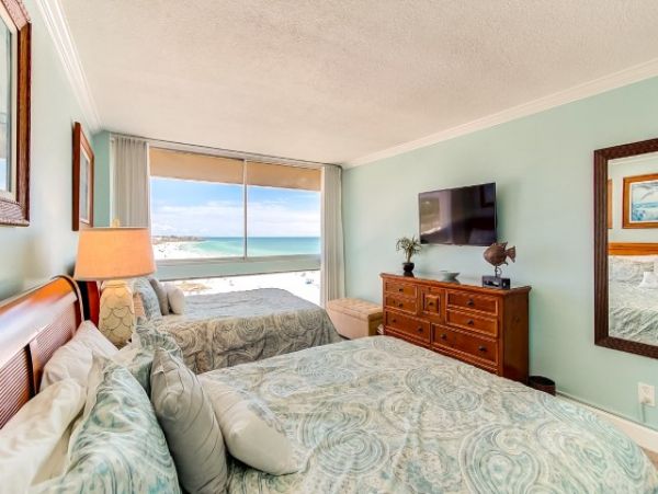 Siesta Key 2 Bedroom Beach Front Vacation Rental Gulf Views