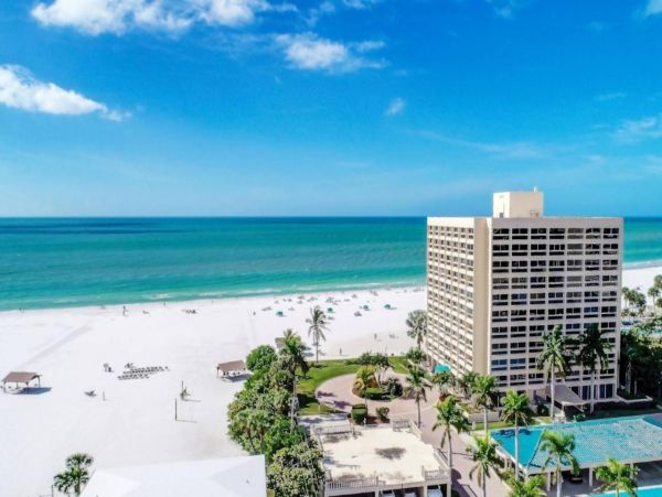 Siesta Key 2 Bedroom Beach Front Vacation Rental Gulf Views