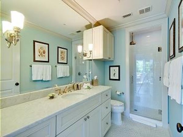 Two Bedroom Gulf Front Rental Condo in Holmes Beach