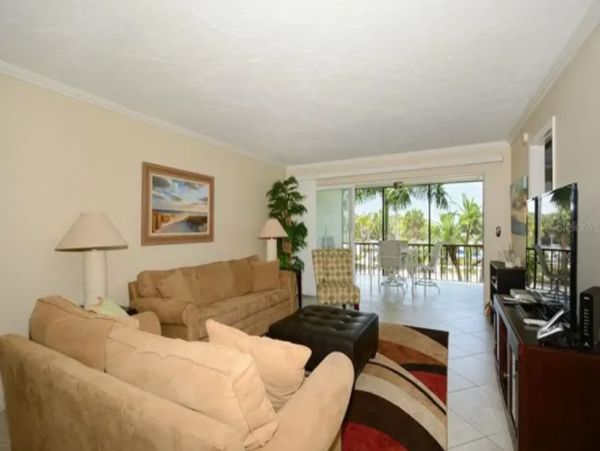 Two Bedroom Condo Short Walk to Beach Partial Gulf View