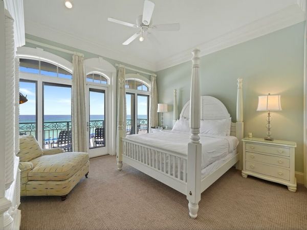 Luxury Estate with Sweeping Views of the Gulf
