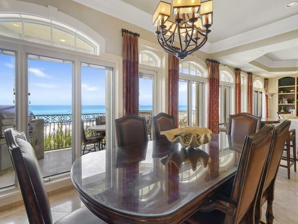 Luxury Estate with Sweeping Views of the Gulf