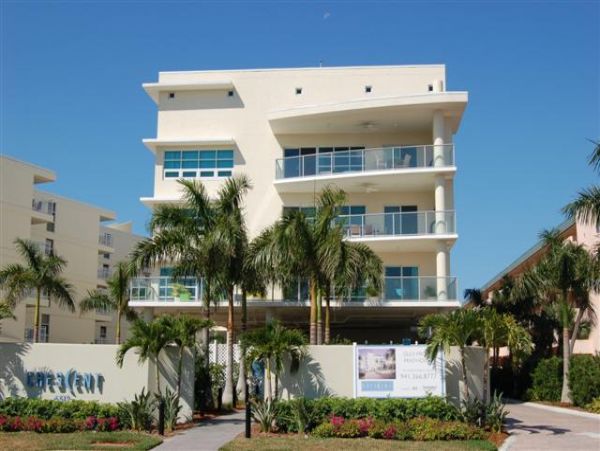 Stunning Vacation Rental Two Bedrooms 2 Bath - Upscale!